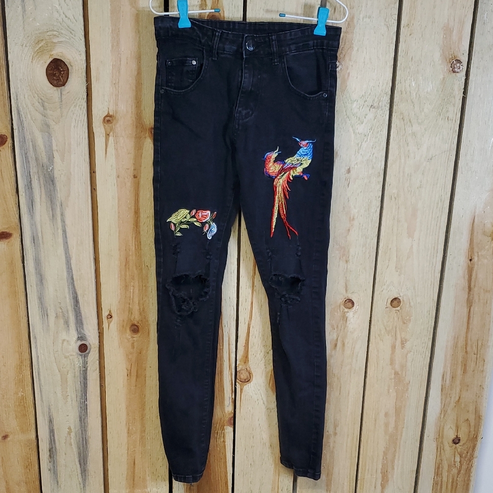 Mens Black Jeans With Embroidery Of A Parrot And Floral Design Size 32X30